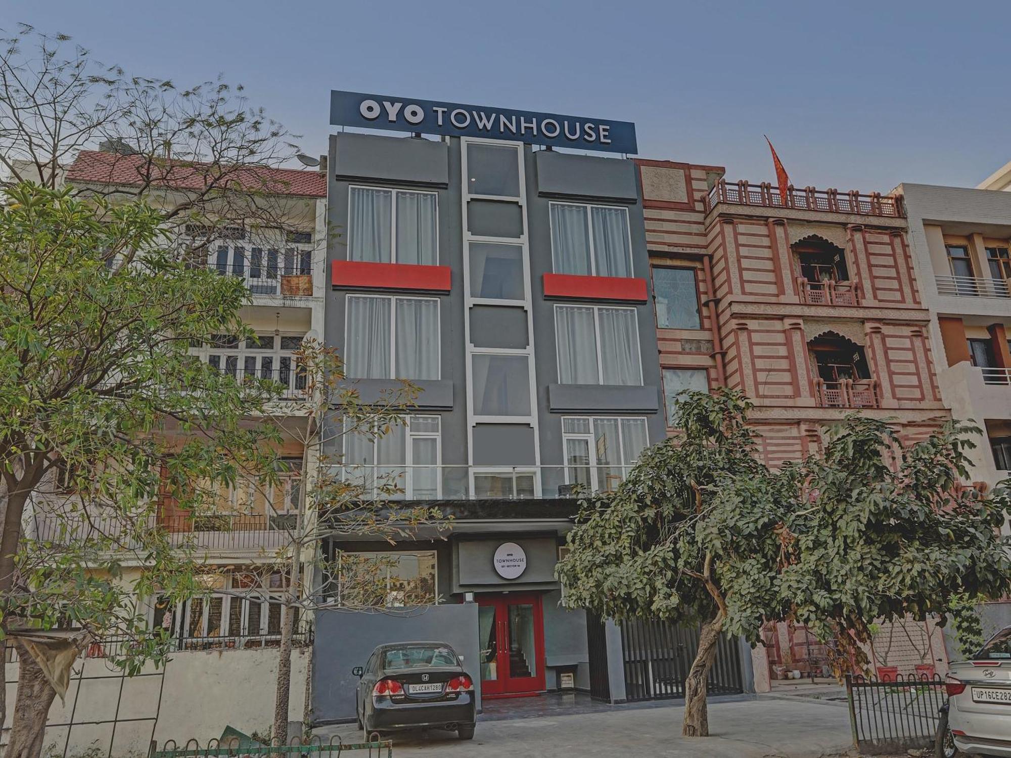 Oyo Townhouse 587 Sector 19 Hotel Kalkaji Devi Exterior photo